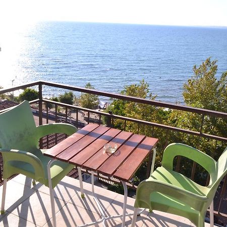 Neptun Hotel Сиде Екстериор снимка