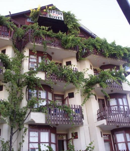 Neptun Hotel Сиде Екстериор снимка